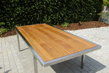 Tisch V2A 003